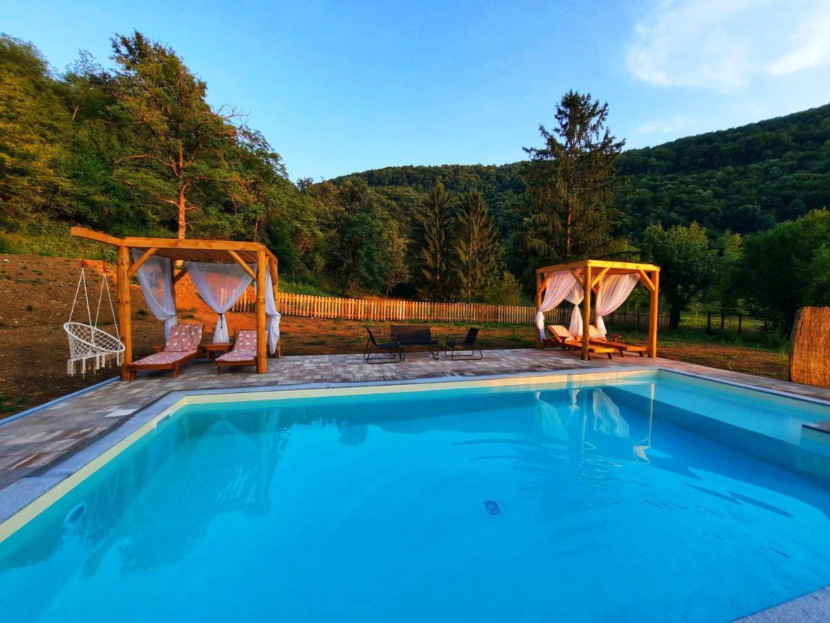 Vacation House Studenac Bihac Ngoại thất bức ảnh